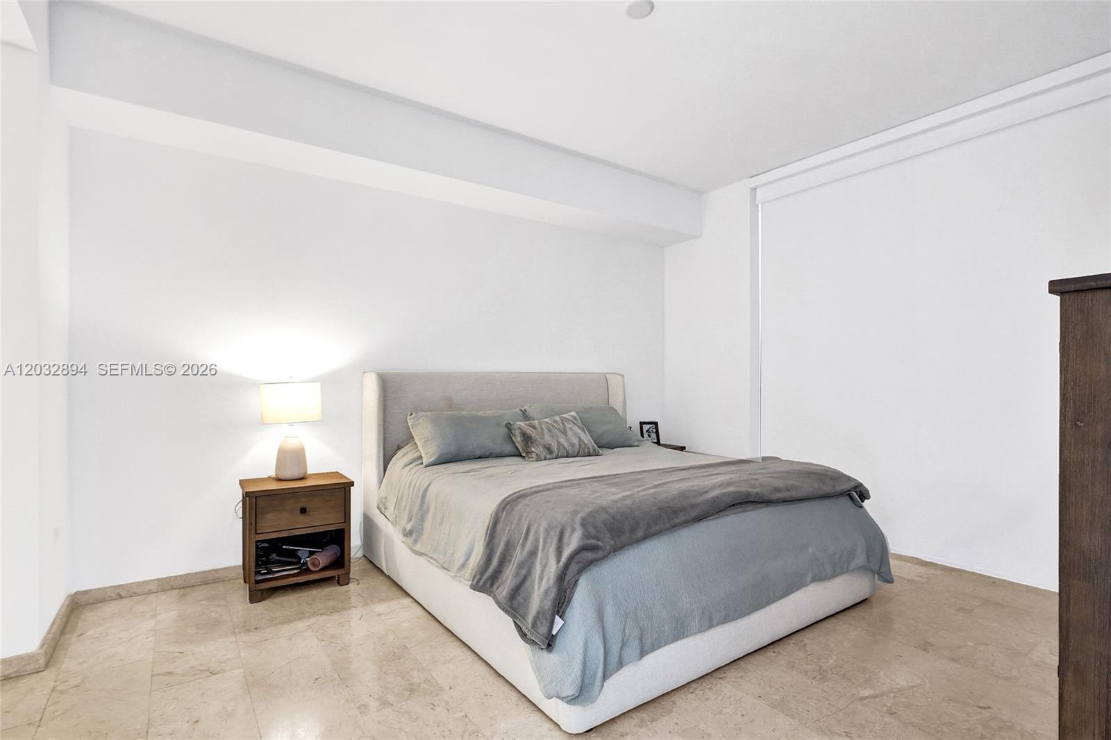 88 Sw 7th Street 2210 Property Photo 11