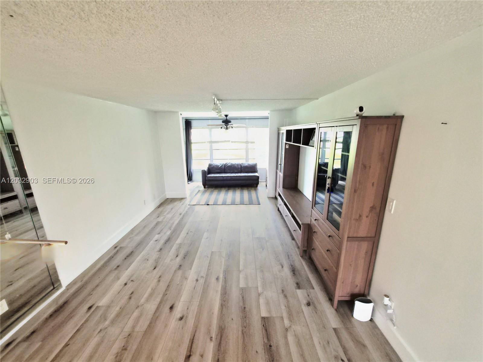 9041 Sunrise Lakes Boulevard 106 Property Photo 12