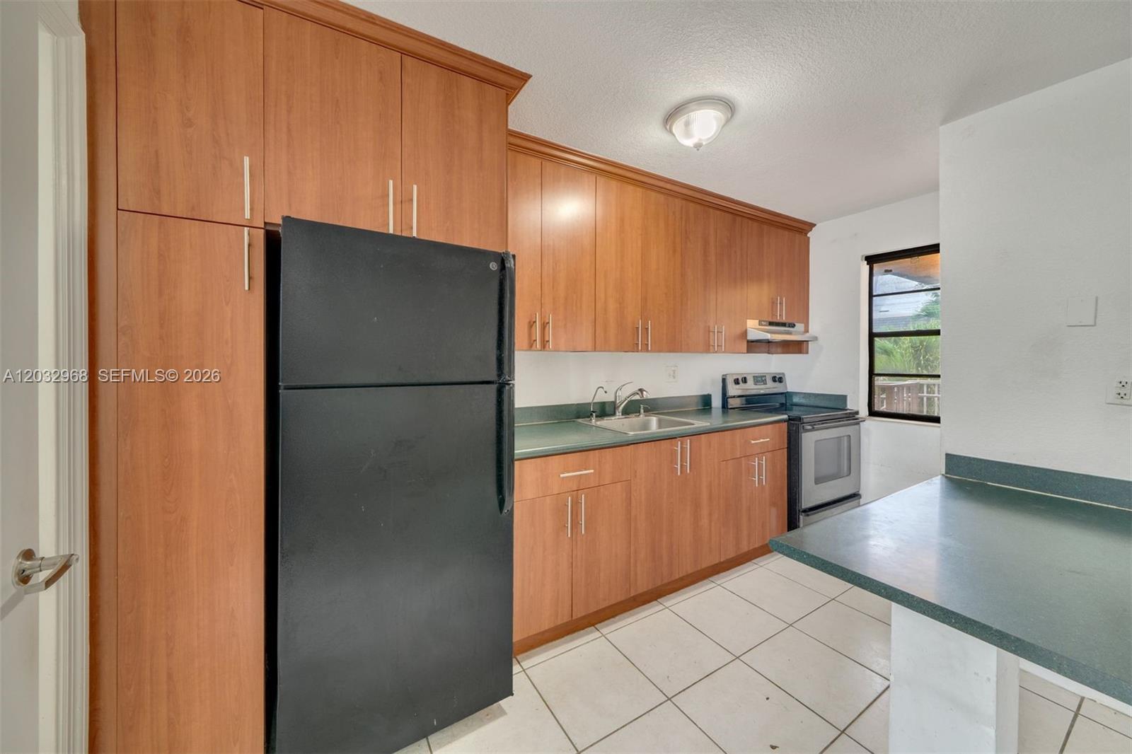4081 N Dixie Highway 27 Property Photo 5