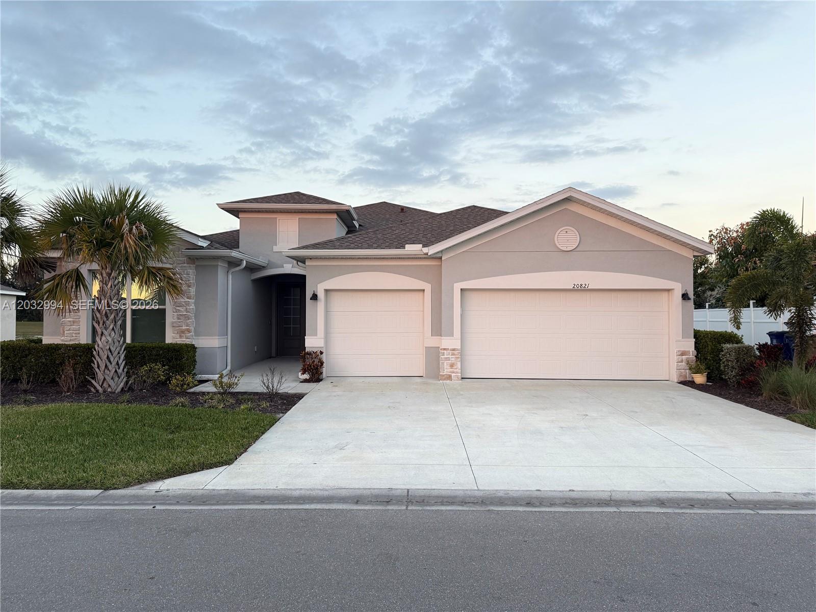 20821 Copperhead Property Photo 1