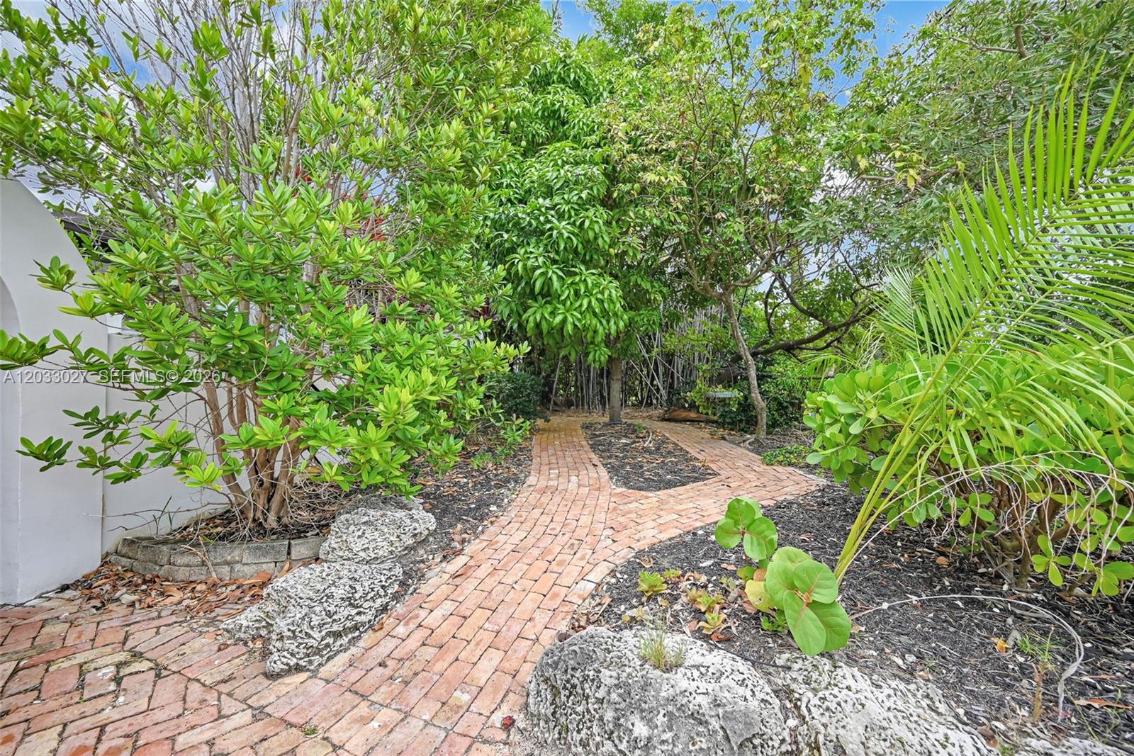 2311 Delmar Place Property Photo 34
