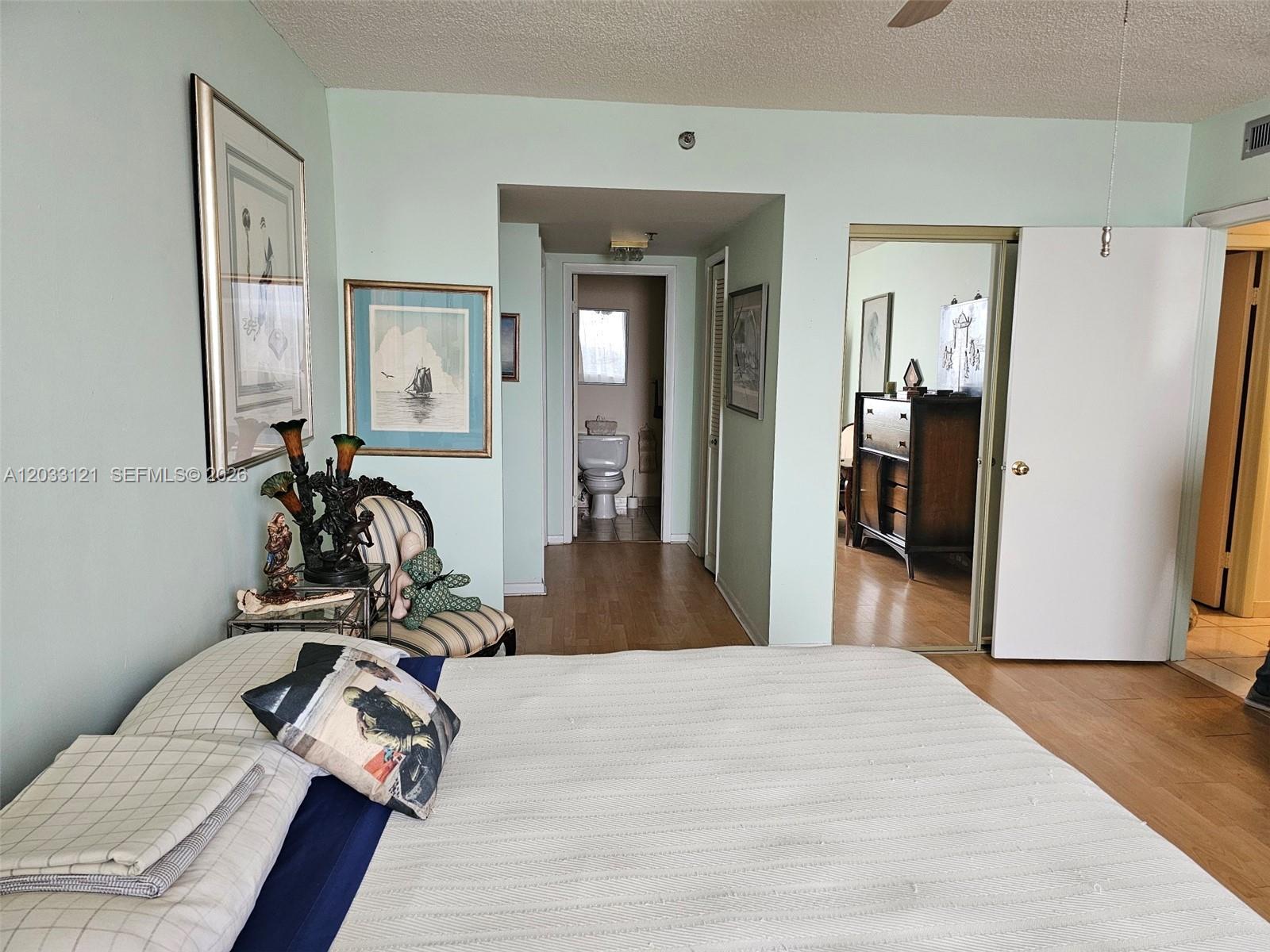 3850 Washington Street 1011 Property Photo 5