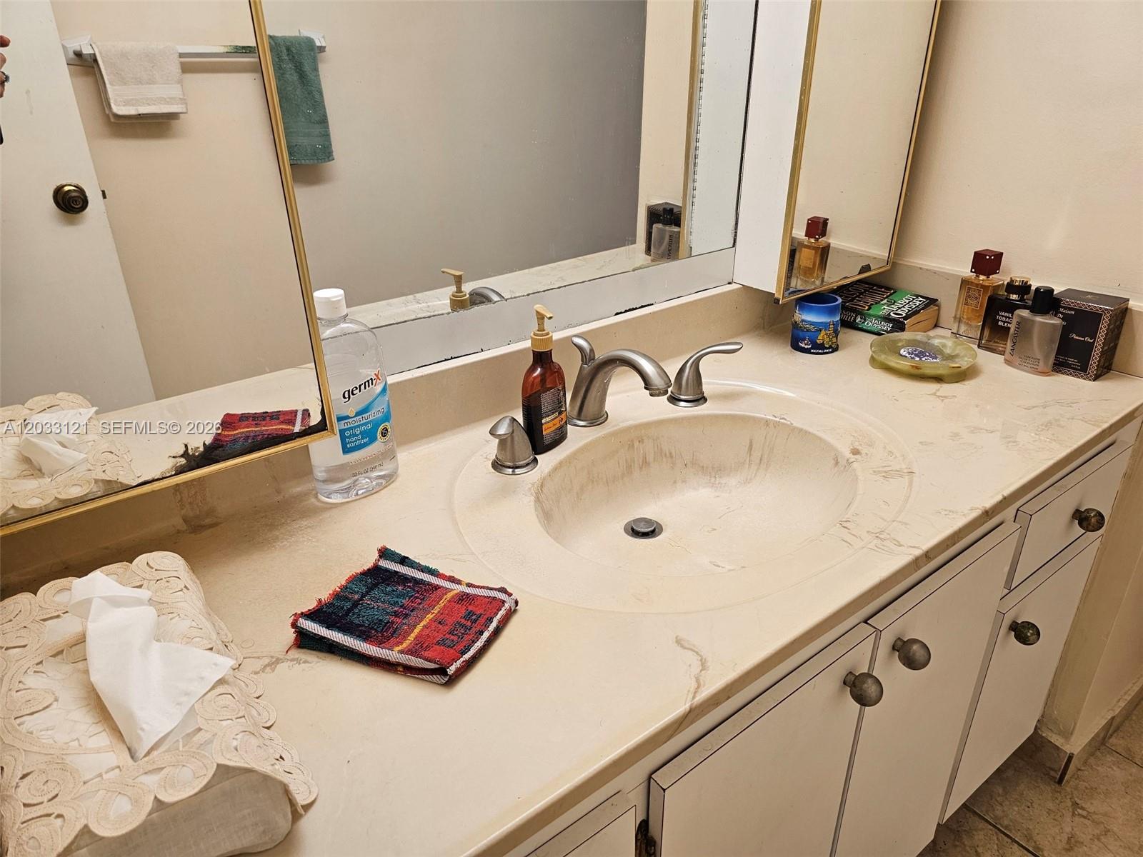 3850 Washington Street 1011 Property Photo 14