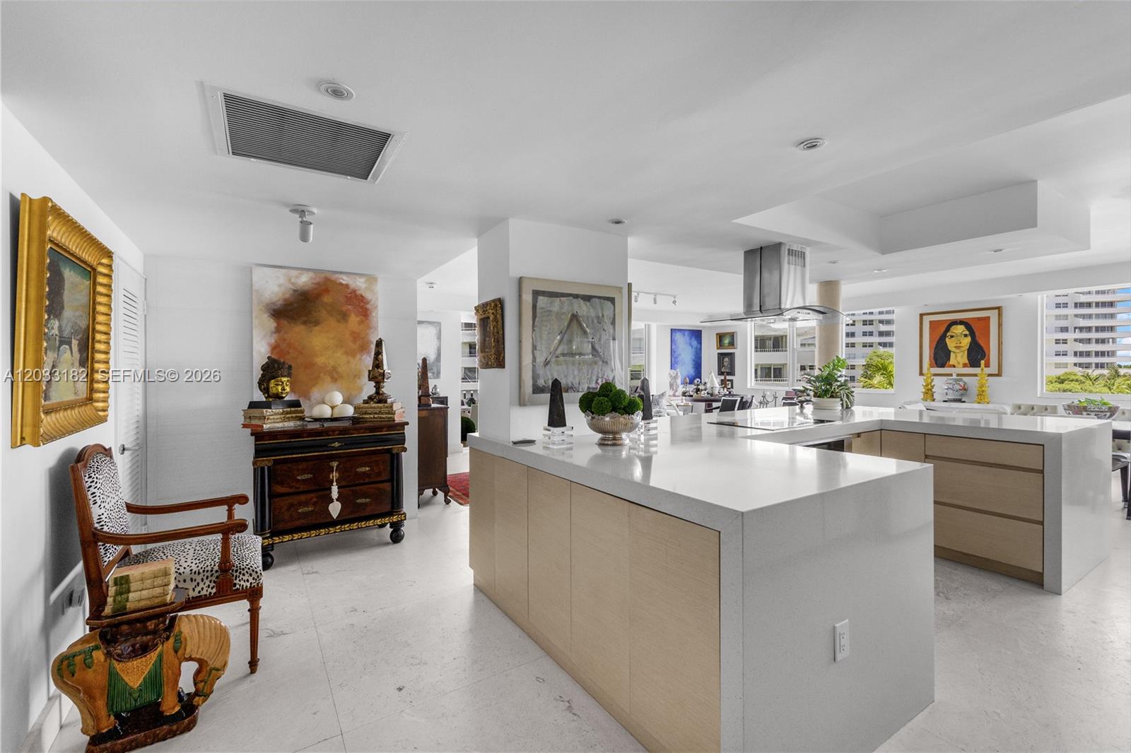 200 Ocean Lane Drive 409 Property Photo 19