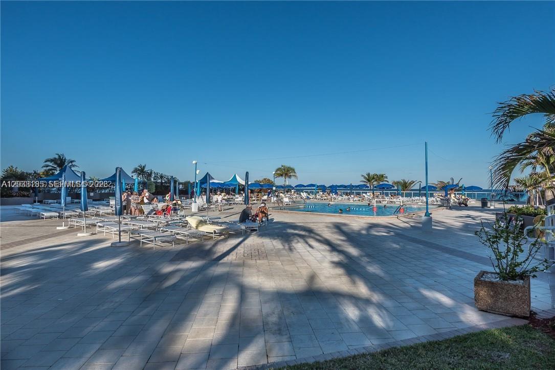 2030 S Ocean Drive 1706 Property Photo 8