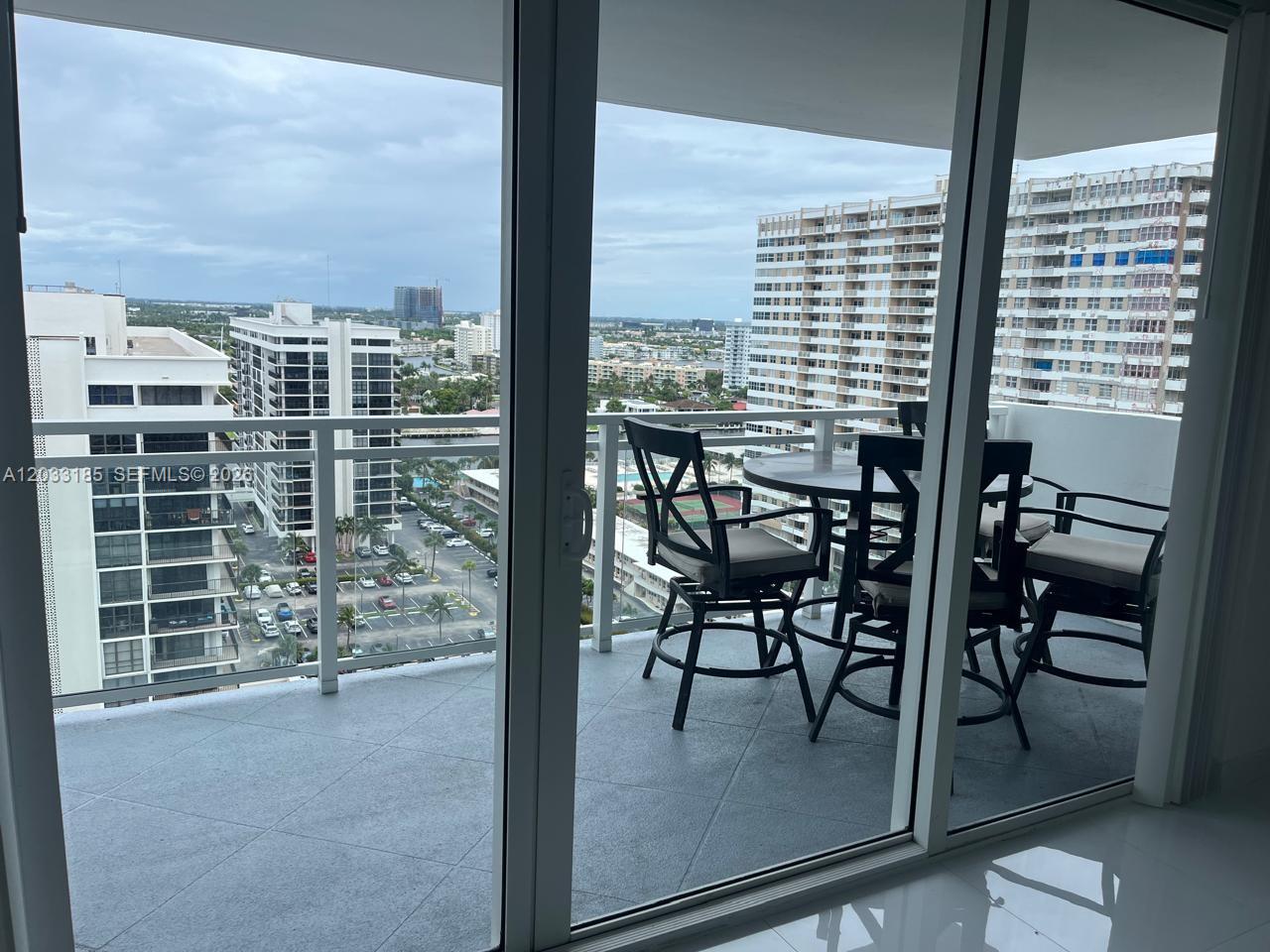2030 S Ocean Drive 1706 Property Photo 16