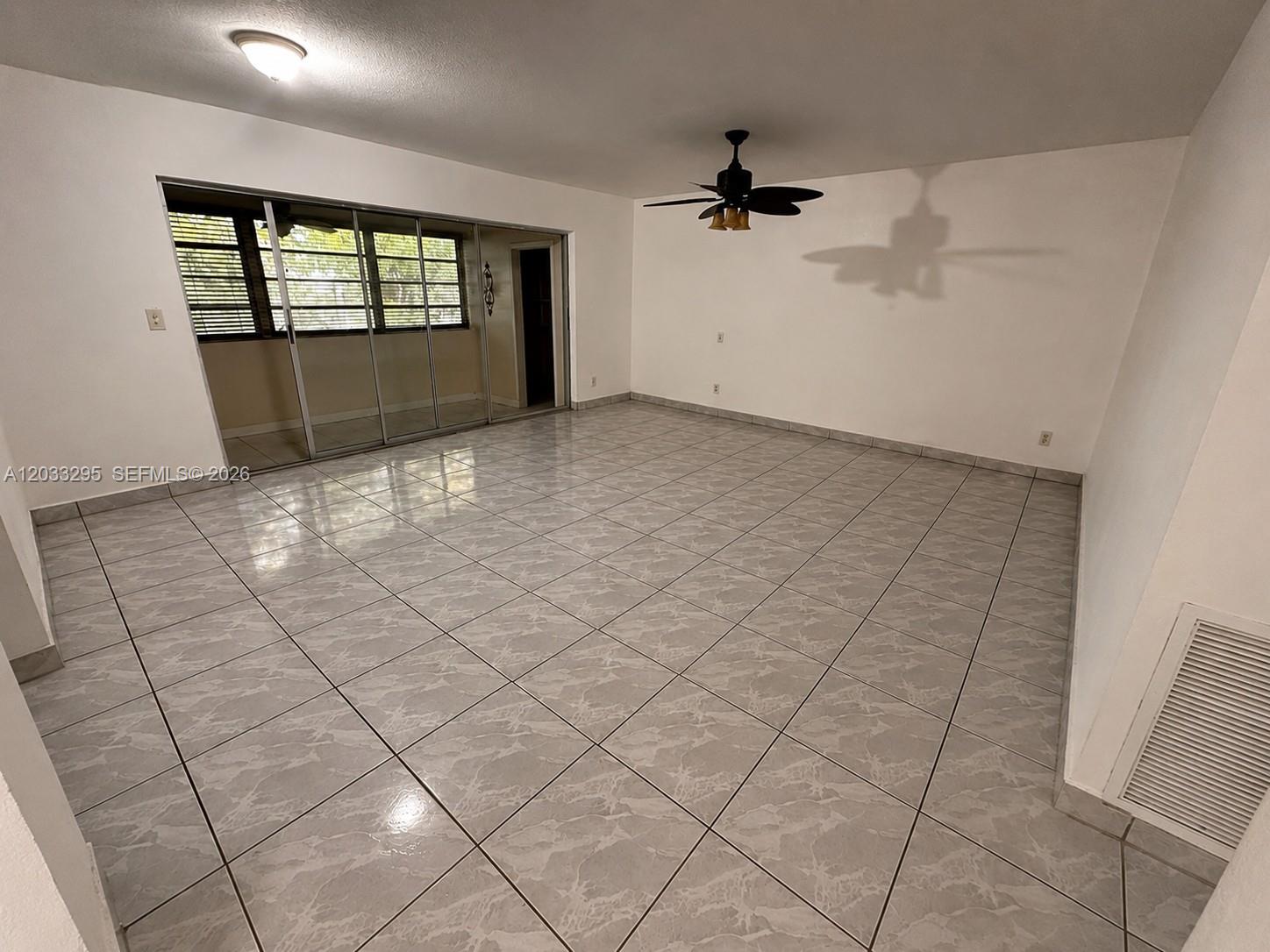 17215 Sw 112 Court Ii2543 Property Photo 2