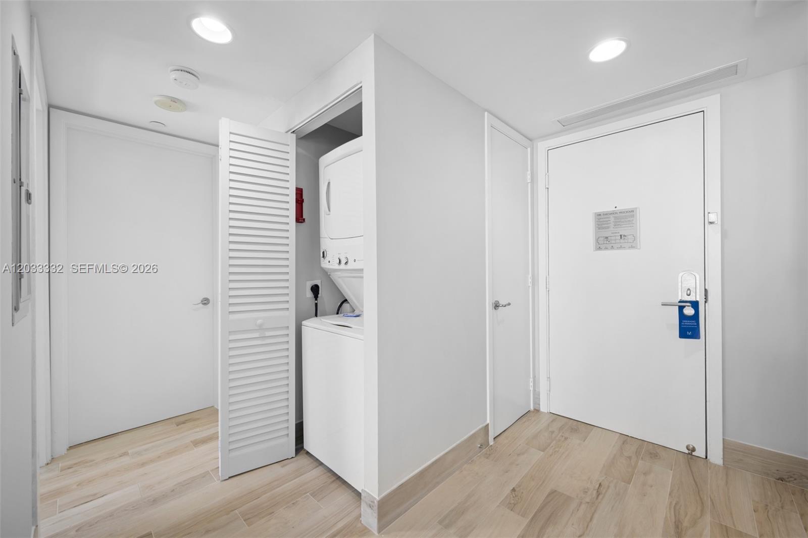 18683 Collins Avenue 2503 Property Photo 8