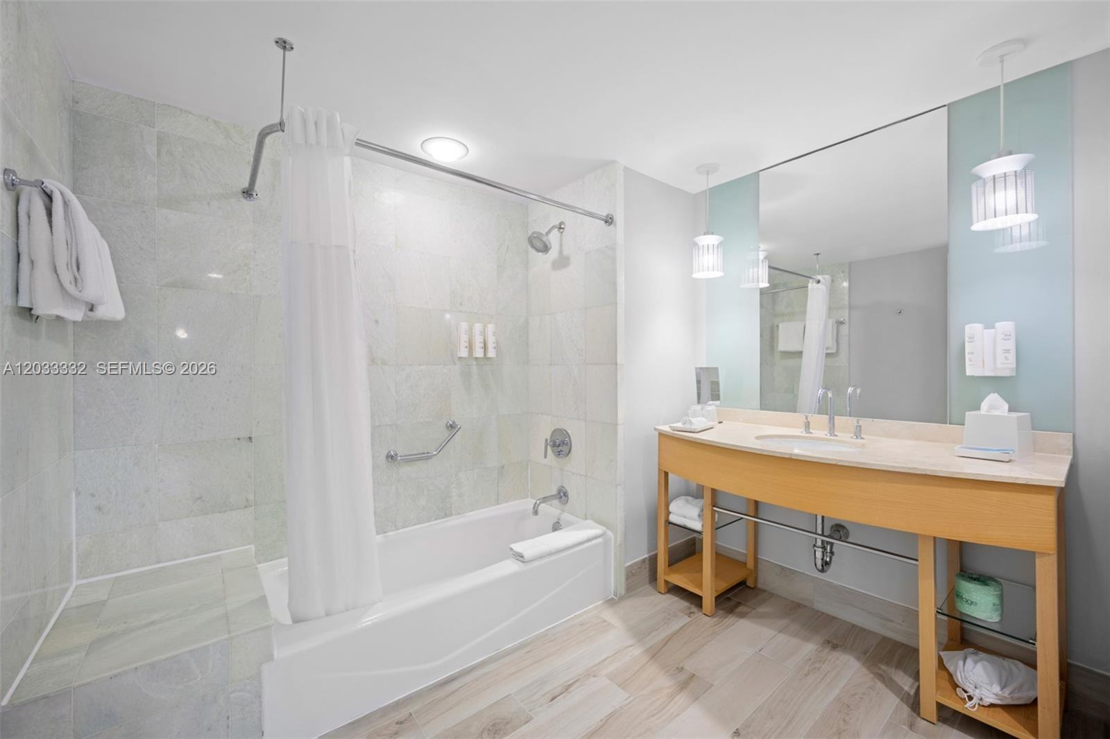 18683 Collins Avenue 2503 Property Photo 12