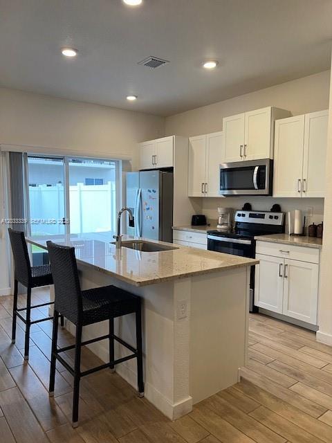 A12033339 Property Photo 3