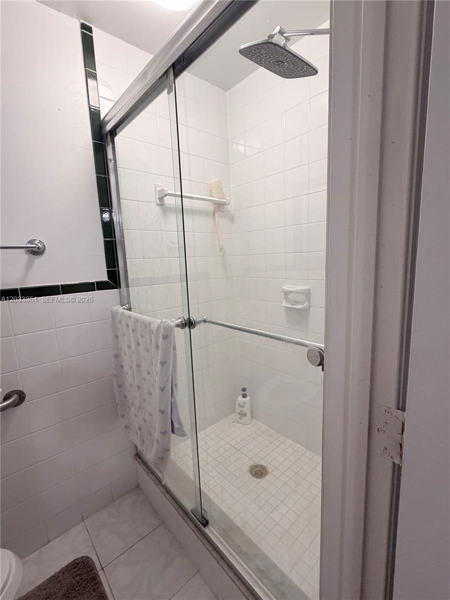 301 Bonaventure Boulevard 7 Property Photo 5