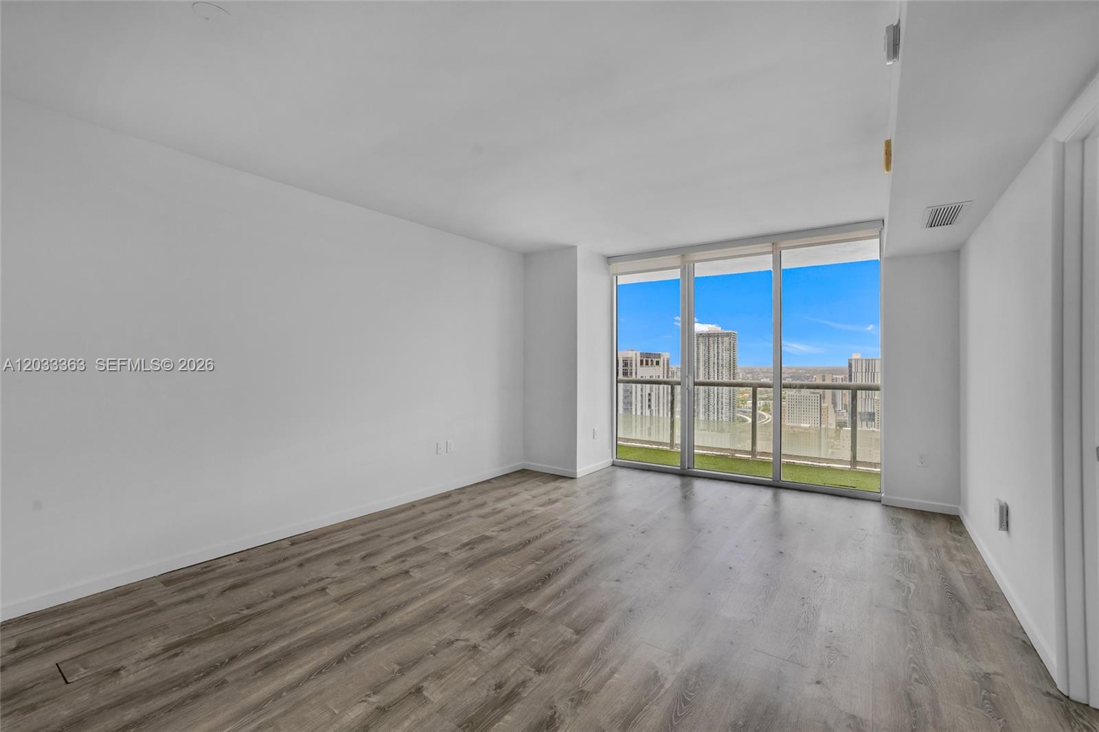 50 Biscayne Boulevard 4307 Property Photo 7