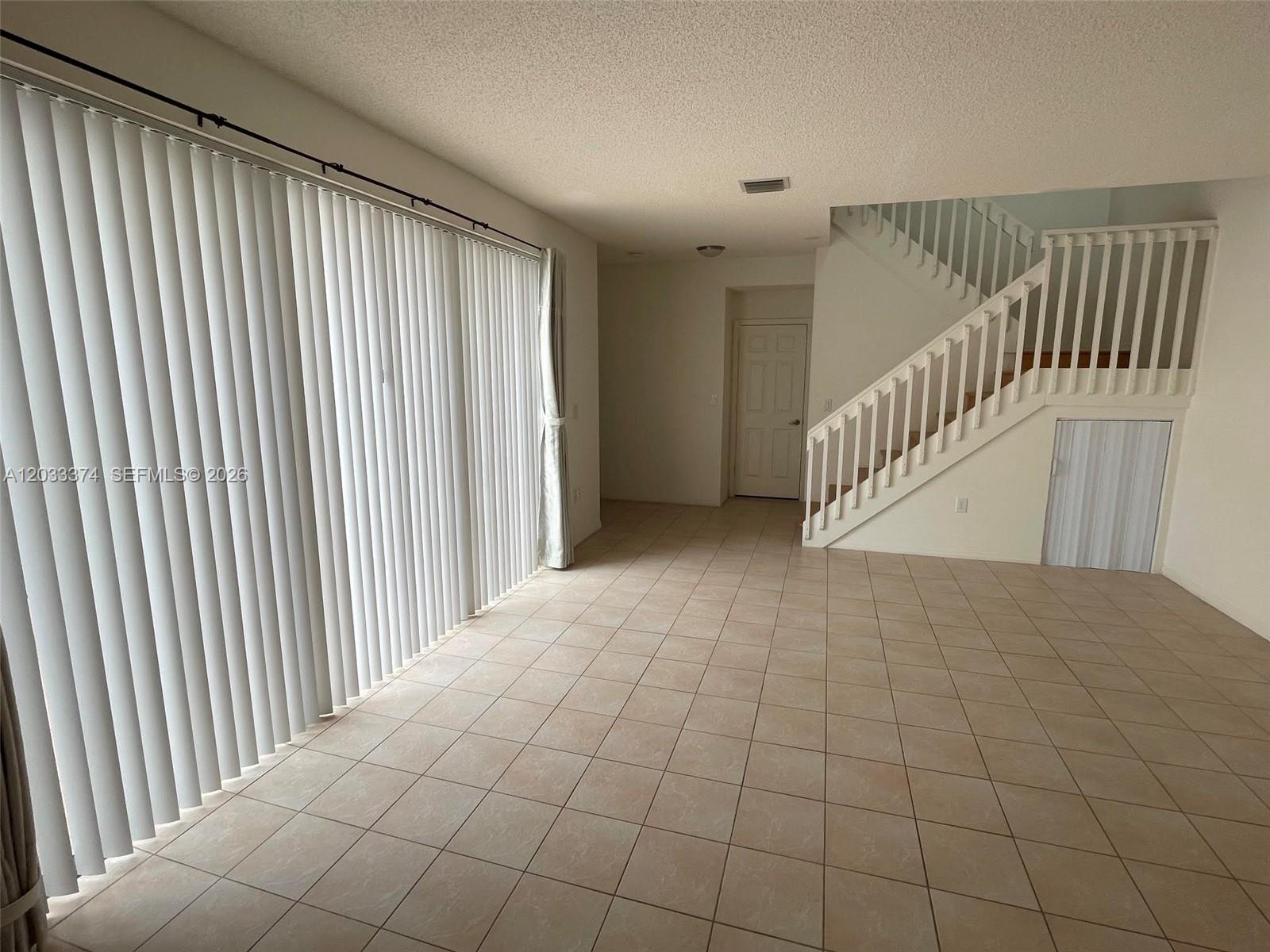 1521 Seagrape Way Property Photo 7