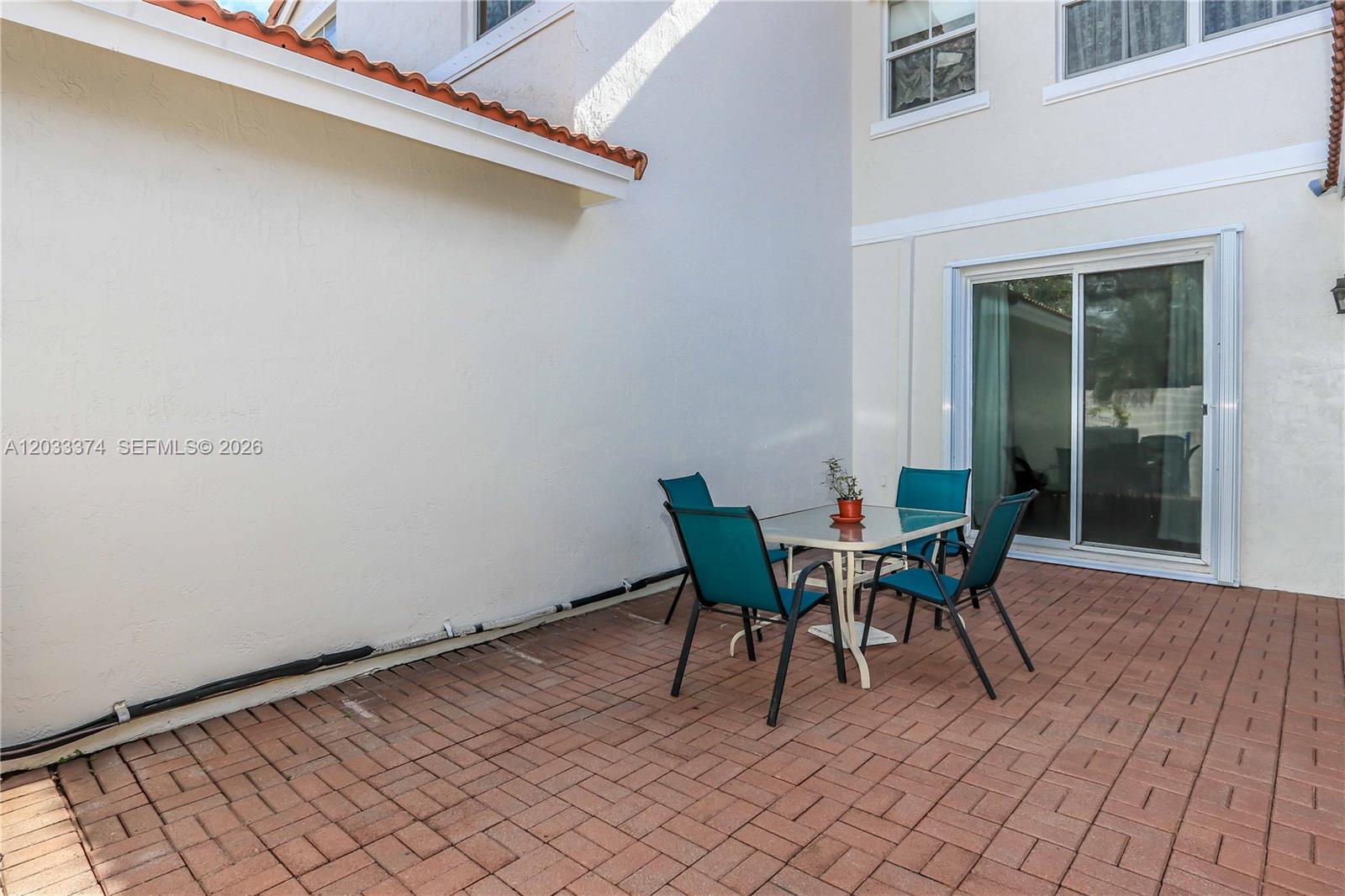 1521 Seagrape Way Property Photo 27