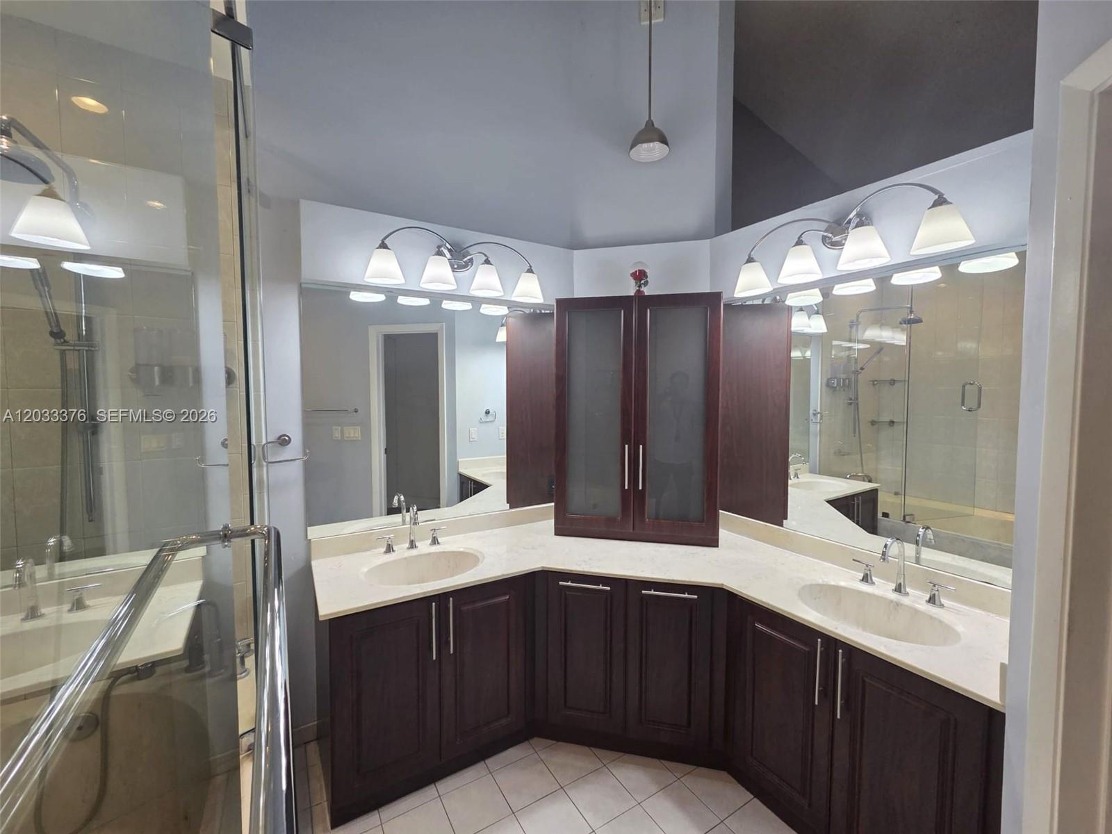 A12033376 Property Photo 4