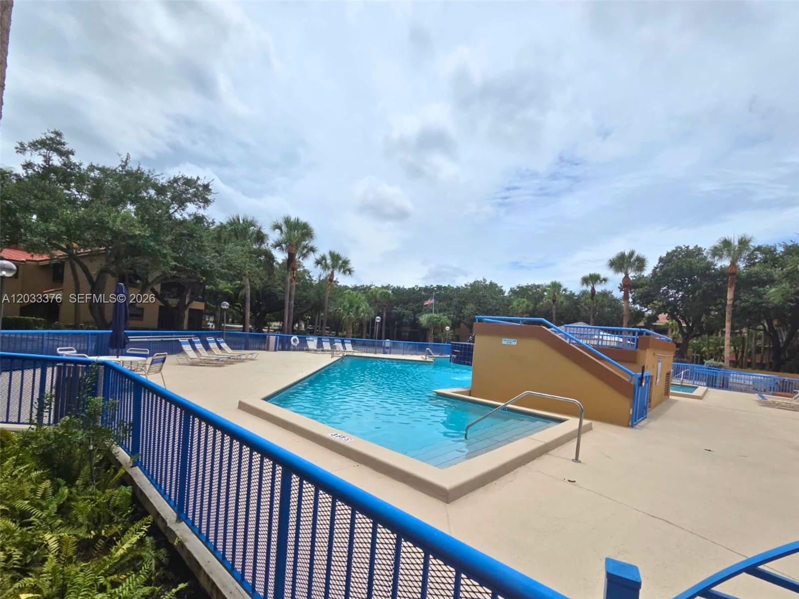 A12033376 Property Photo 17