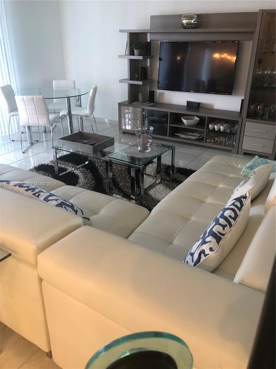 2030 S Ocean Drive 1826 Property Photo 17