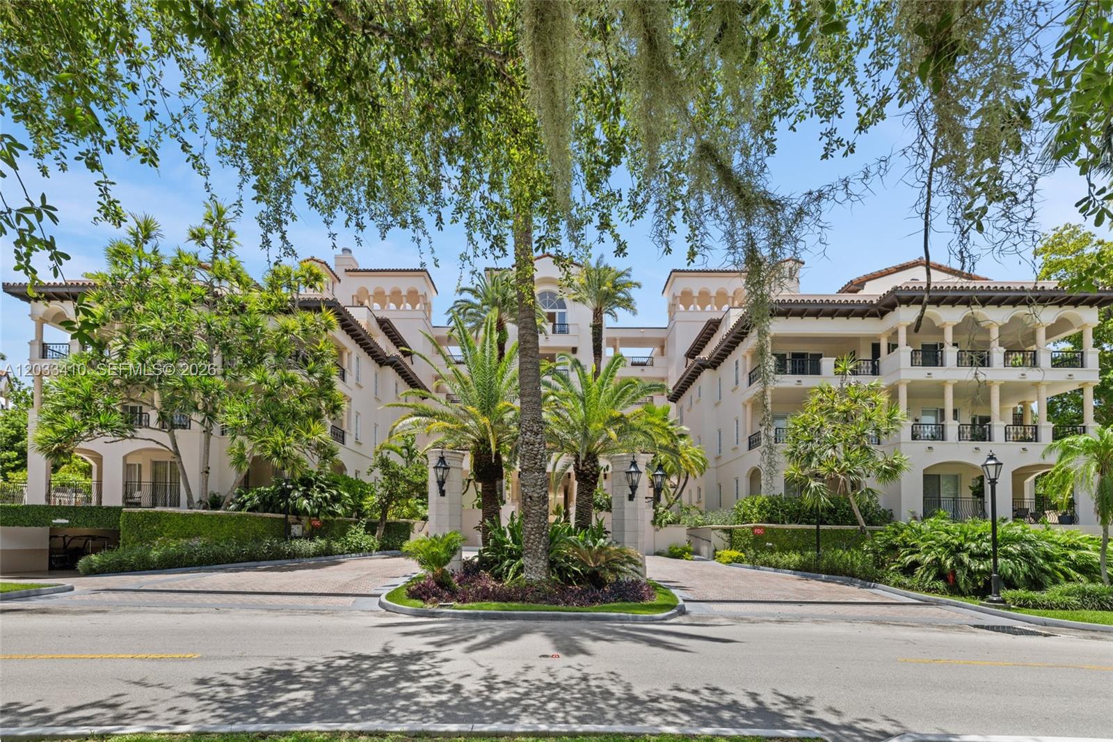 19122 Fisher Island Drive 19122 Property Photo 2