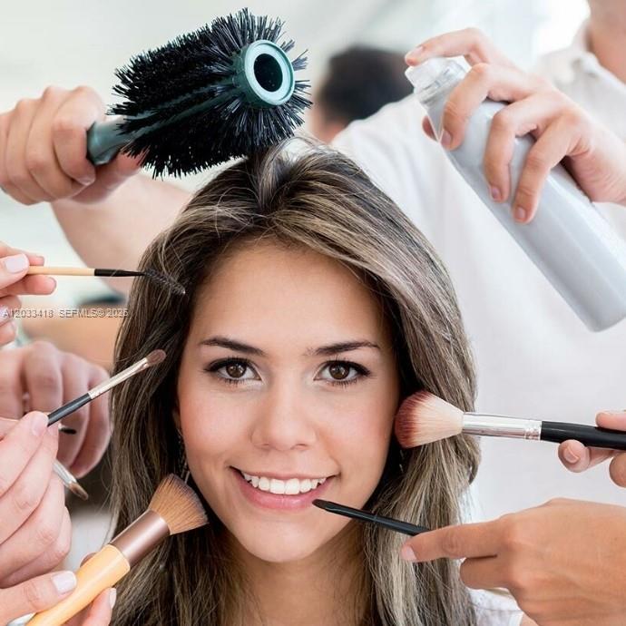 Beauty Salon = $320k+ Annual Sales In Tax Returns Property Photo 1