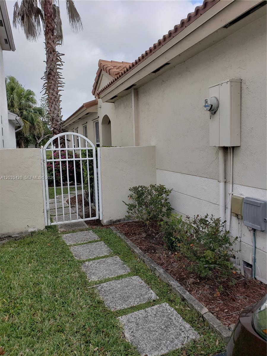 A12033428 Property Photo 2