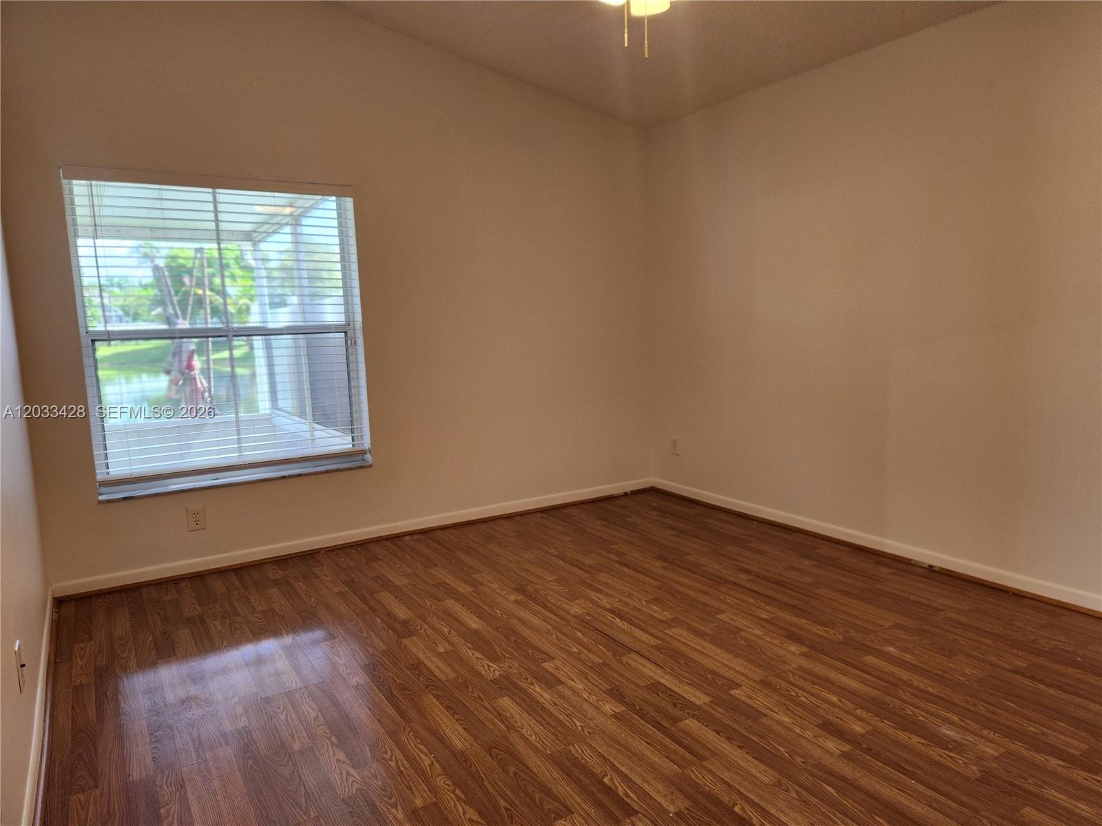 A12033428 Property Photo 12