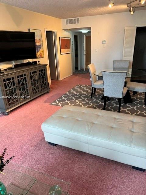 5401 Collins Avenue 231 Property Photo 23