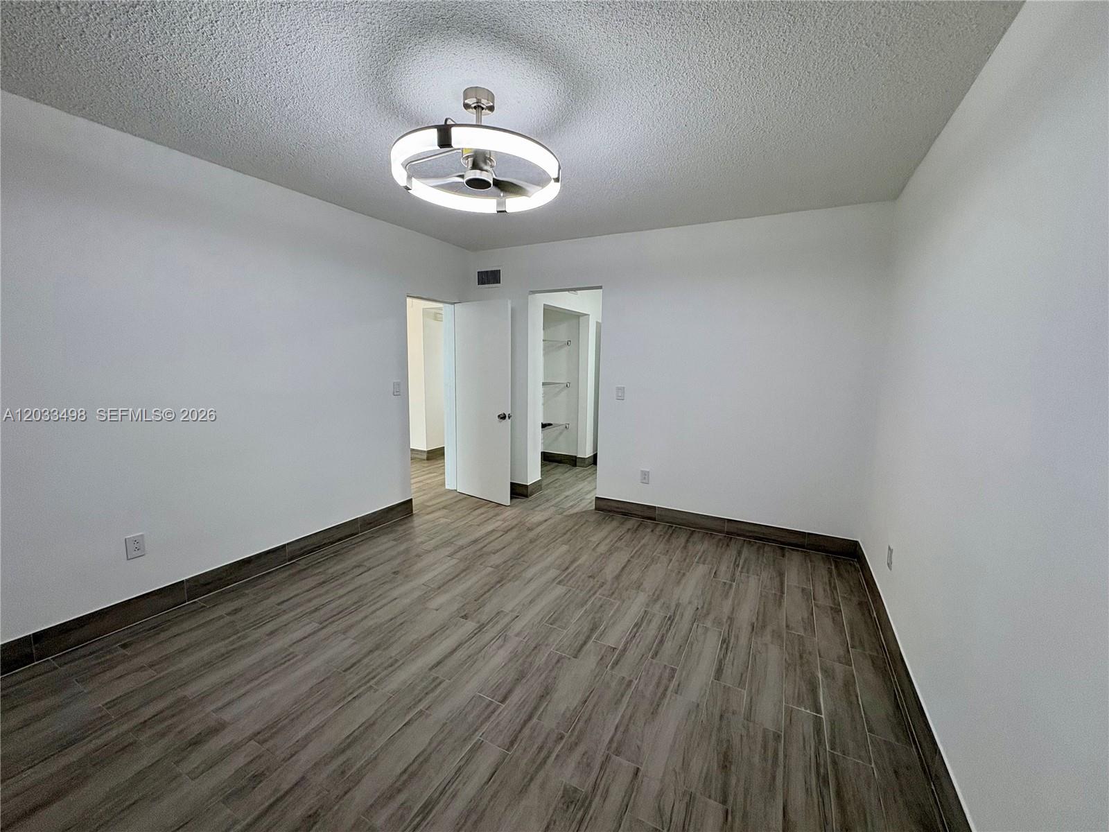 A12033498 Property Photo 15