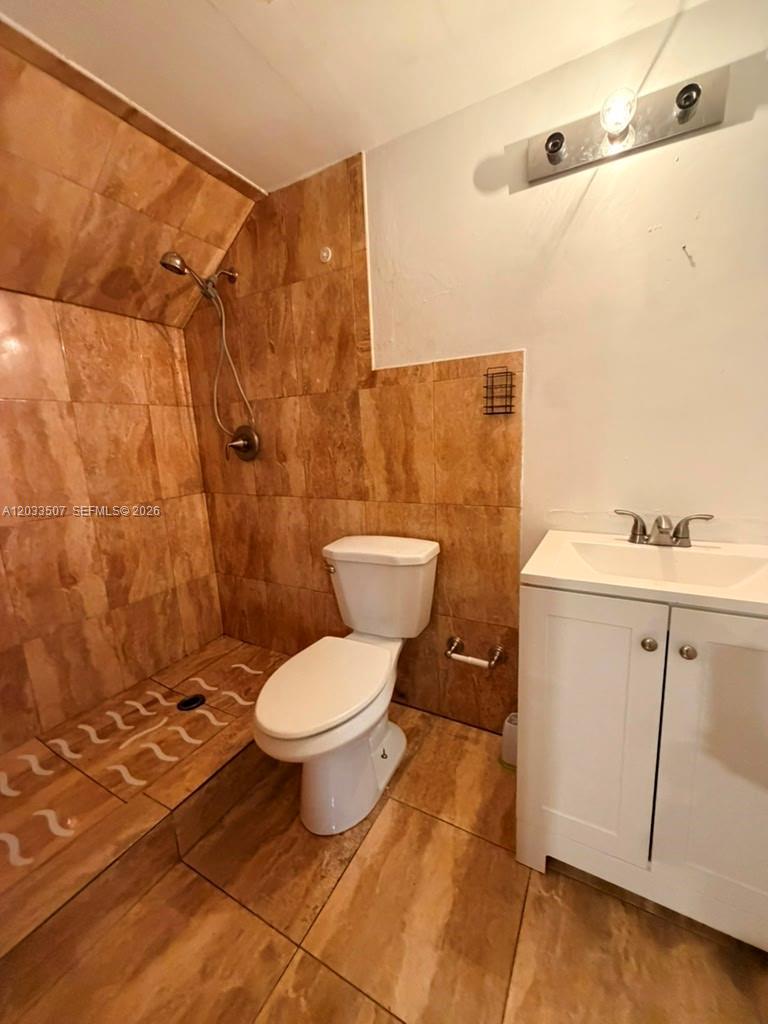 274 Ne 141st Street 3c Property Photo 16