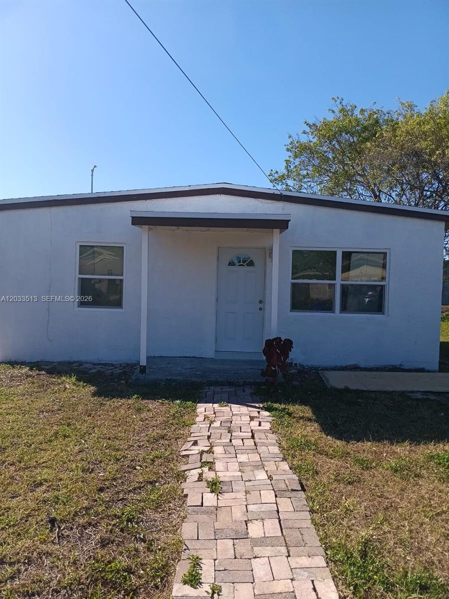 709 NW 10th Avenue
