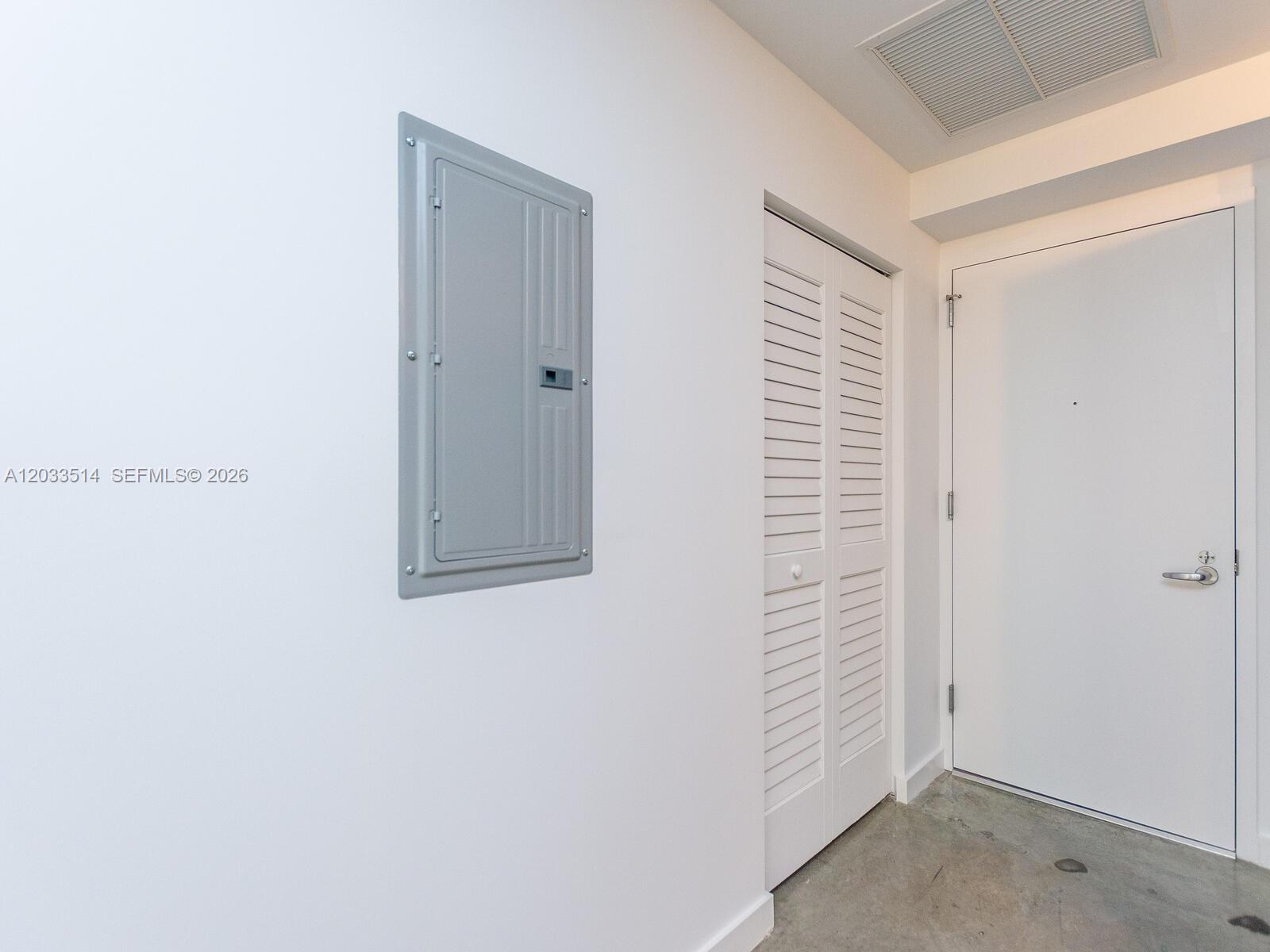 151 Se 1st Street 807 Property Photo 25