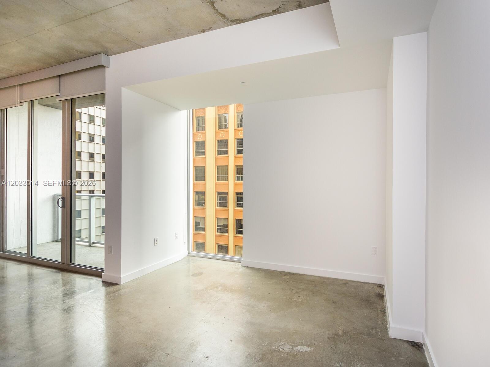 151 Se 1st Street 807 Property Photo 35
