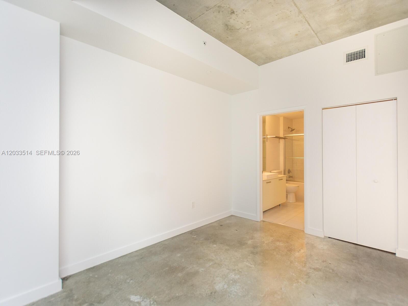 151 Se 1st Street 807 Property Photo 37