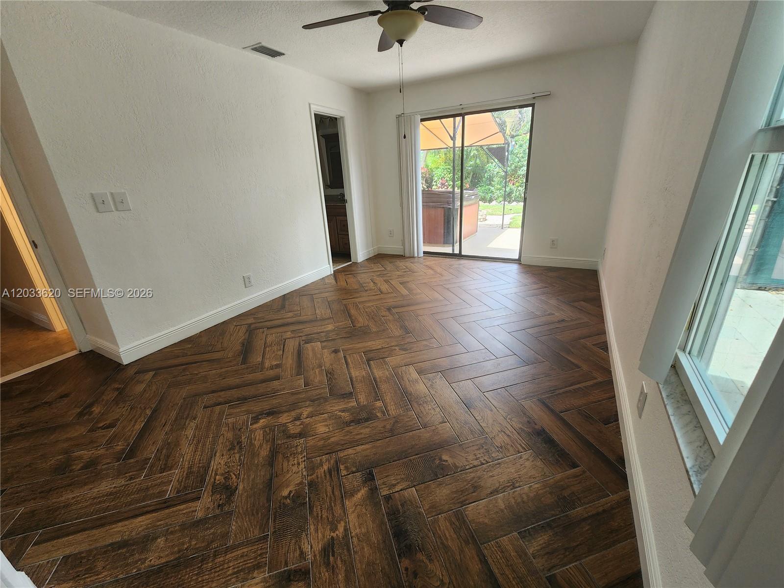 A12033620 Property Photo 5
