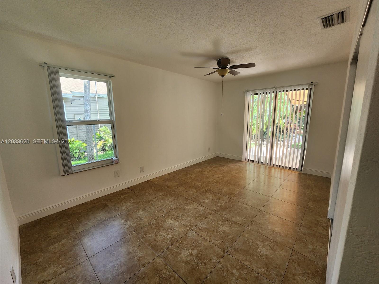 A12033620 Property Photo 8