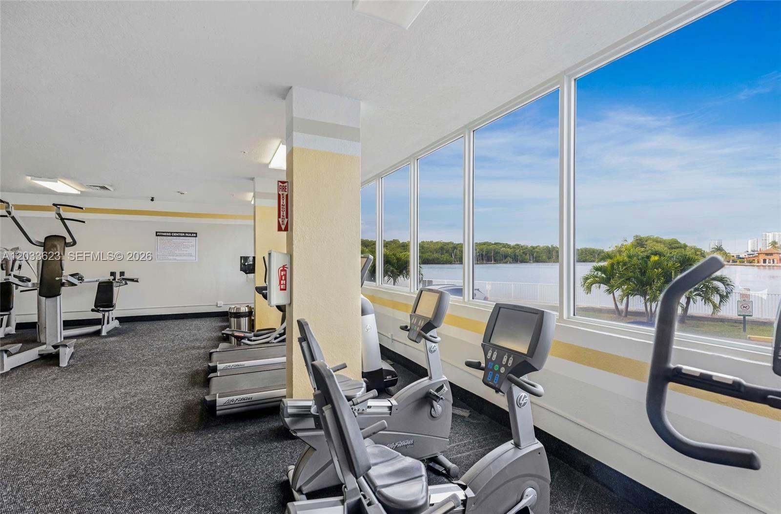 400 Kings Point Drive 928 Property Photo 28