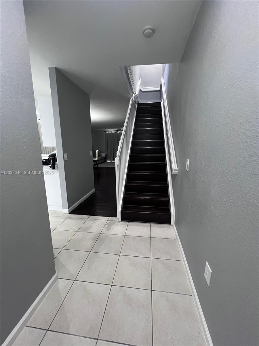 681 Nw 42nd Avenue Property Photo 11