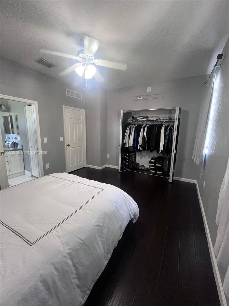 681 Nw 42nd Avenue Property Photo 27
