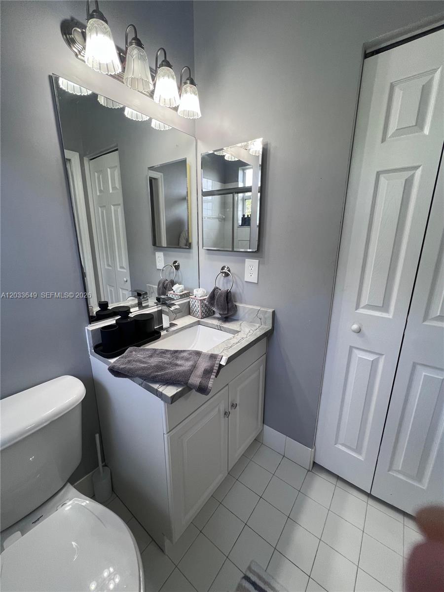 681 Nw 42nd Avenue Property Photo 29