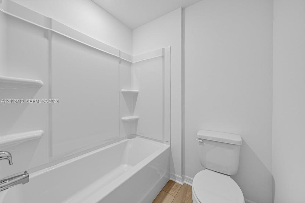 6512 Equinox Lane Property Photo 21