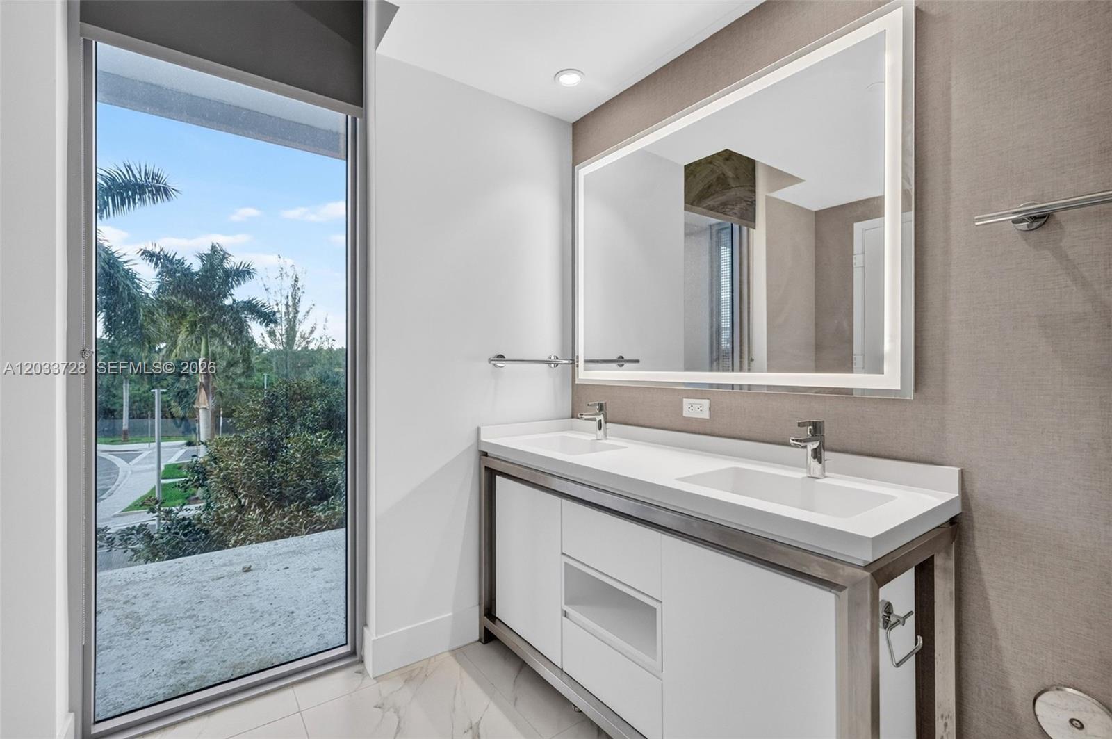 2000 Metropica Way 203 Property Photo 14