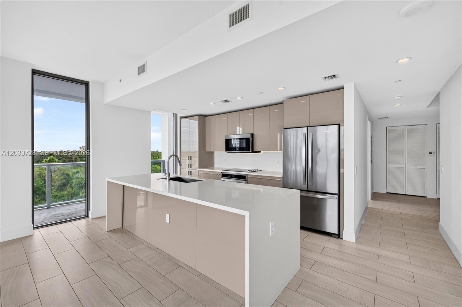 2000 Metropica Way 503 Property Photo 6