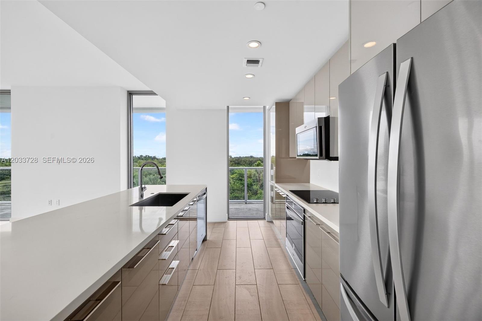 2000 Metropica Way 503 Property Photo 8