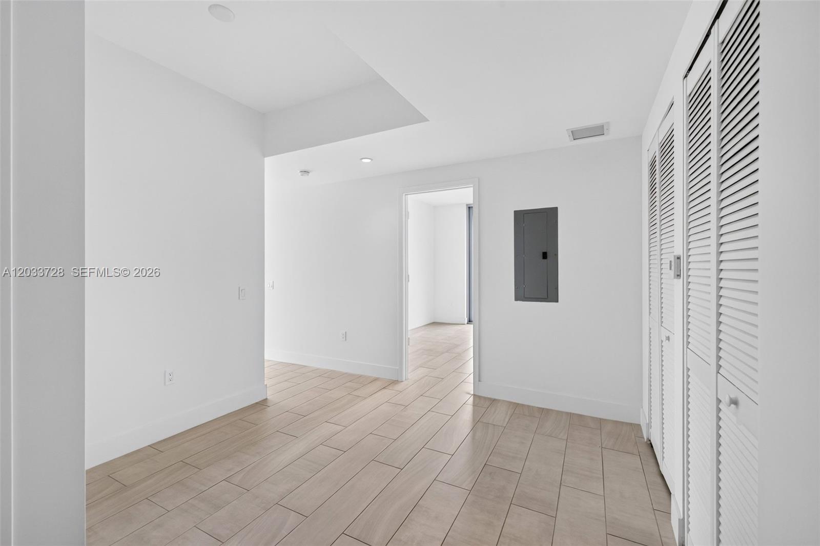 2000 Metropica Way 503 Property Photo 14