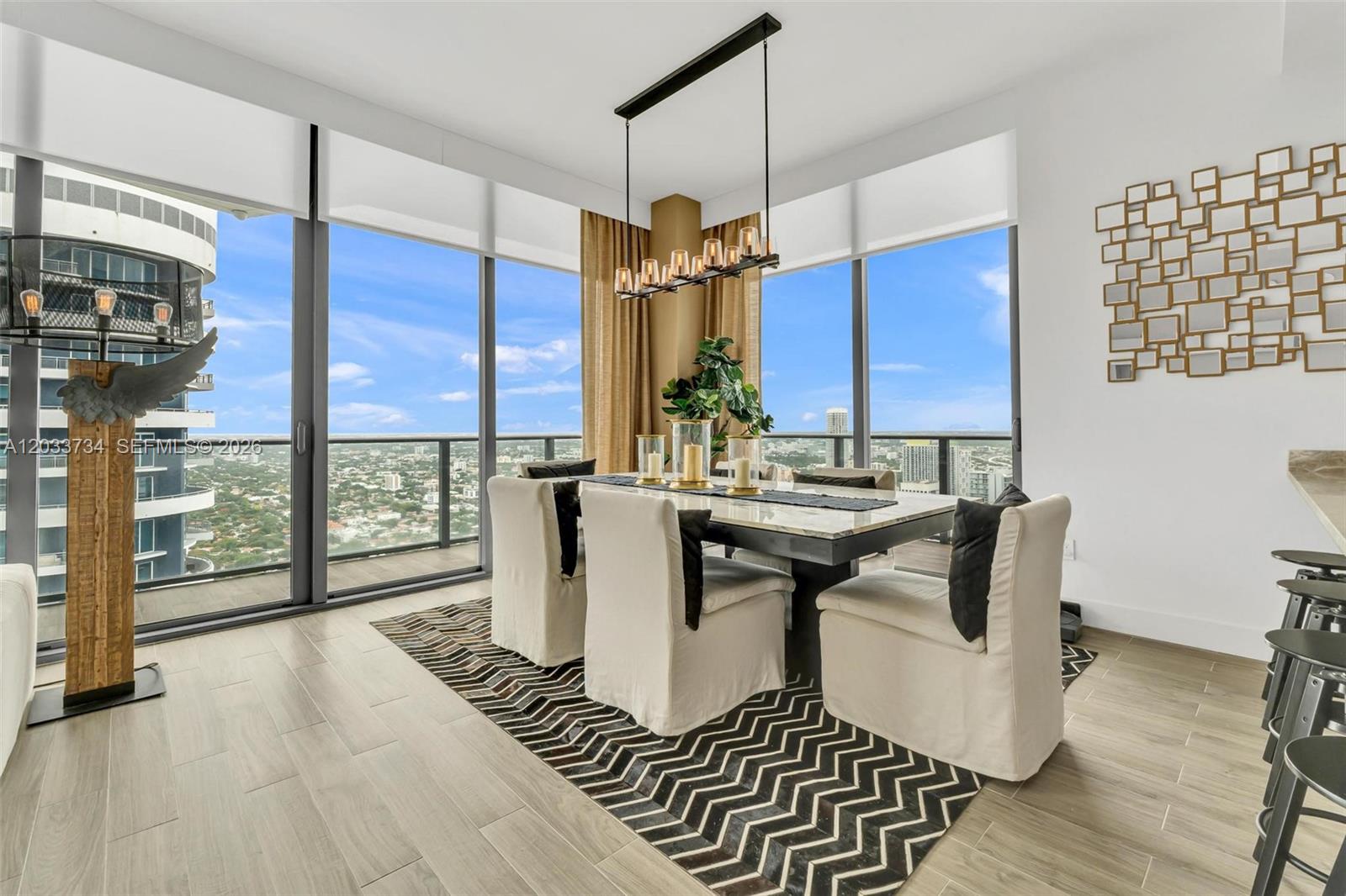 1300 S Miami Avenue Ph5110 Property Photo 7