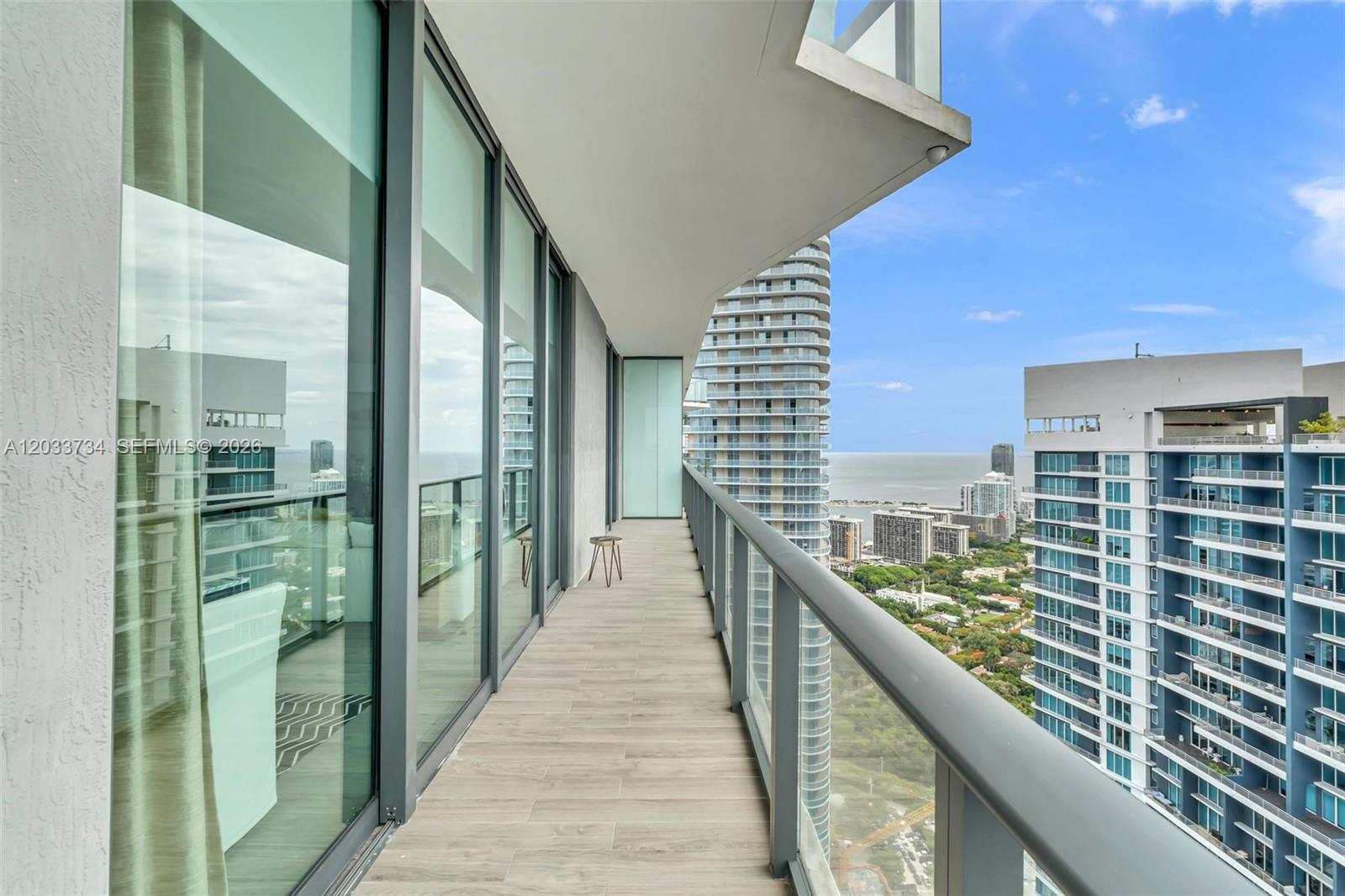 1300 S Miami Avenue Ph5110 Property Photo 17
