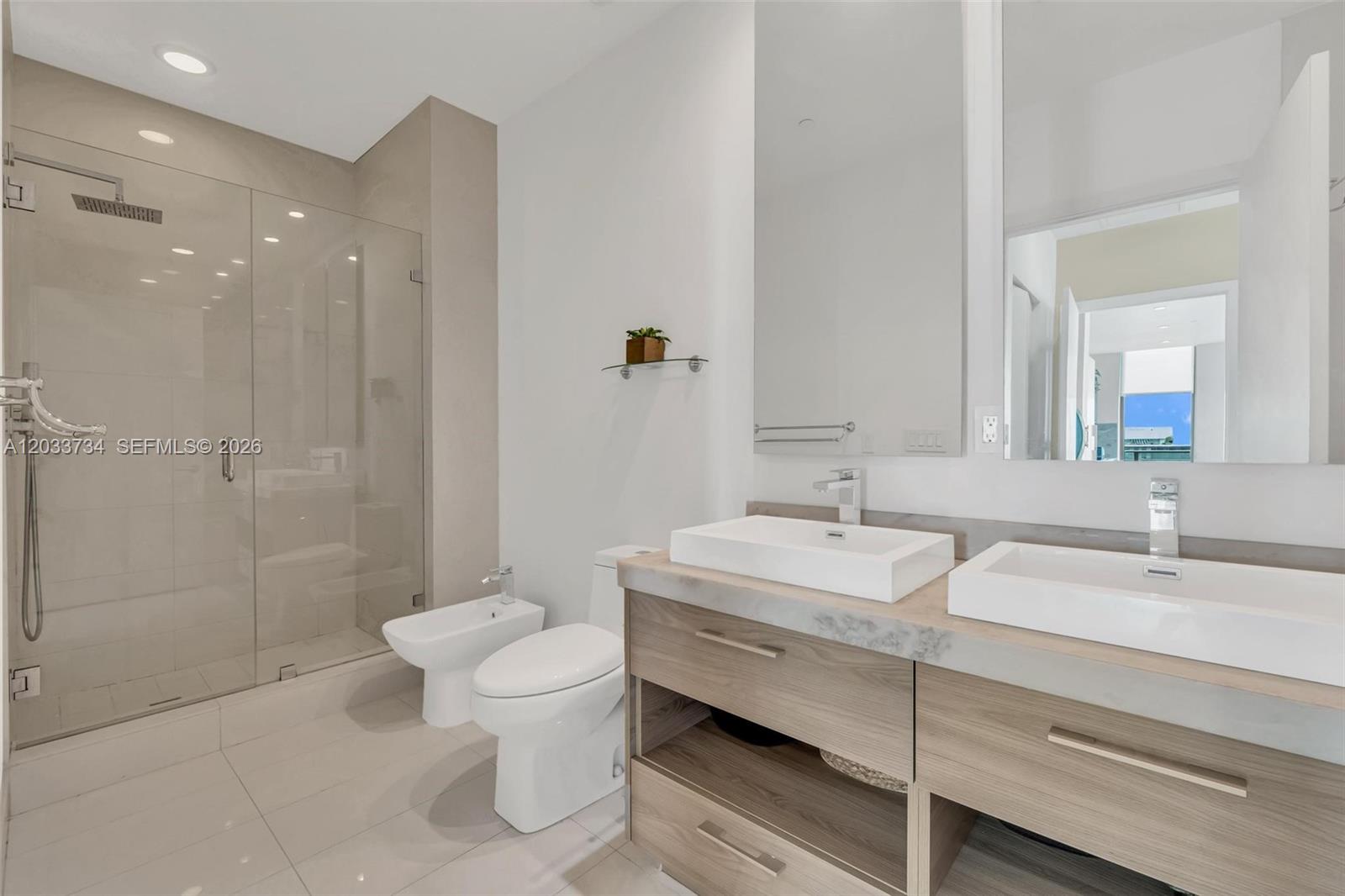 1300 S Miami Avenue Ph5110 Property Photo 27