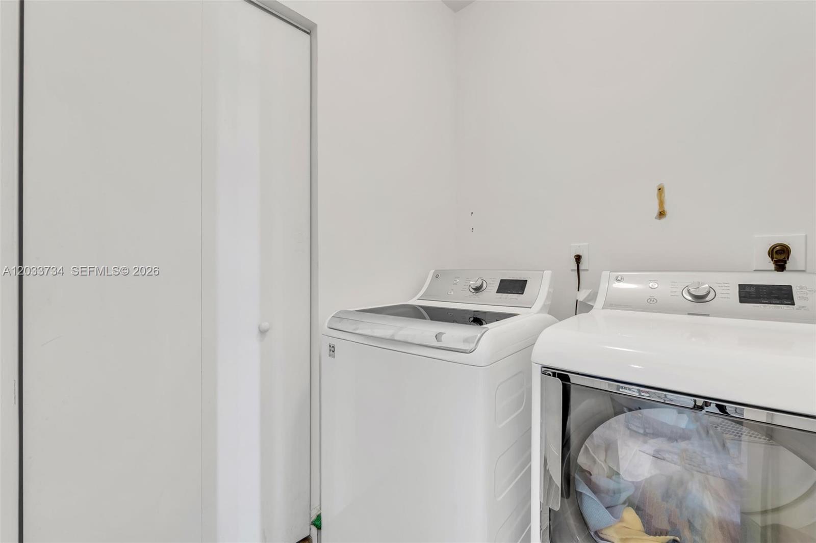 1300 S Miami Avenue Ph5110 Property Photo 43