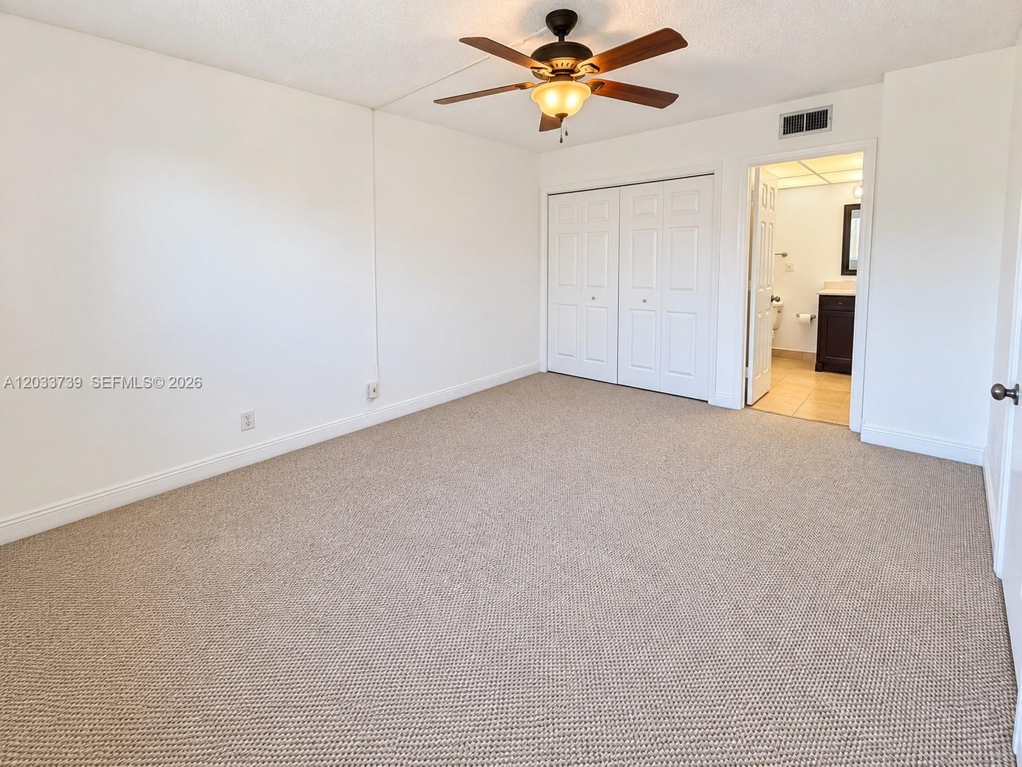 140 Lakeview Drive 211 Property Photo 9