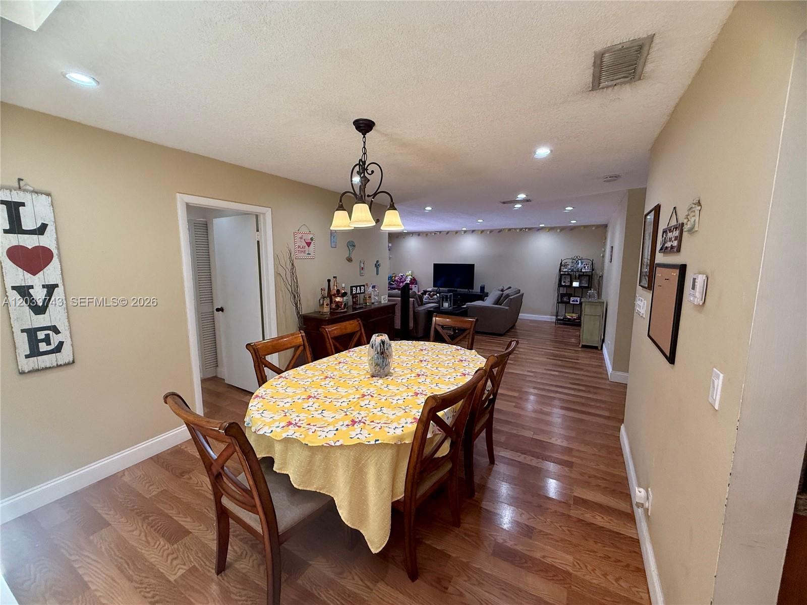 103 Tweedbrook Lane 101 Property Photo 7