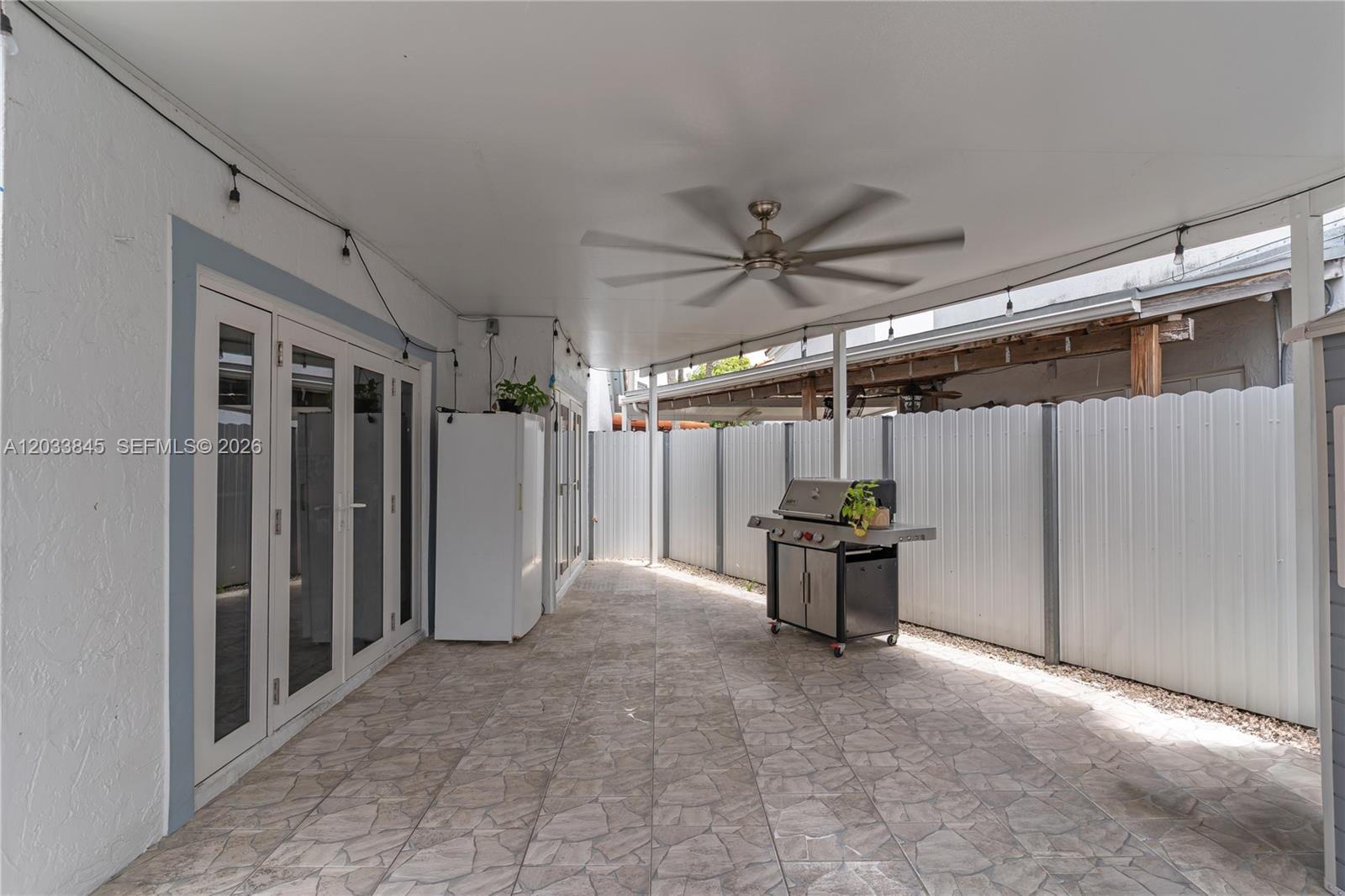 979 Nw 126th Path Property Photo 16
